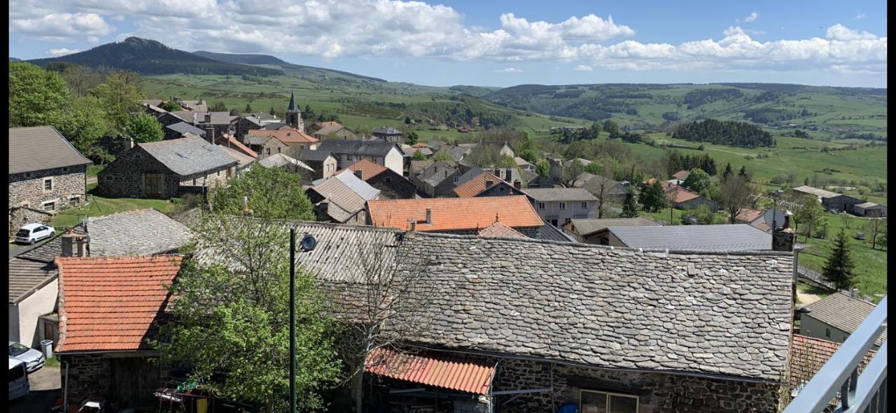 Auberge De La Tour Freycenet-la-Tour Екстер'єр фото