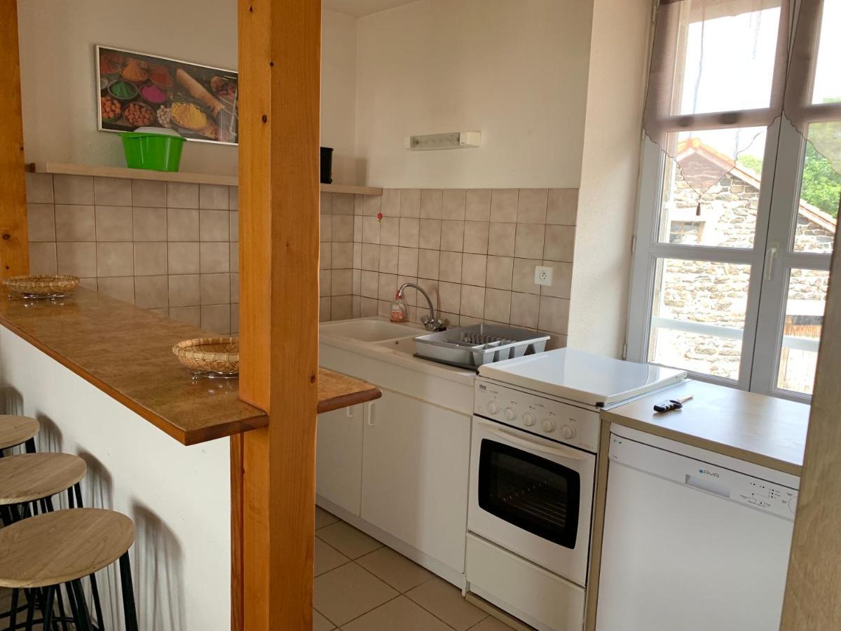Auberge De La Tour Freycenet-la-Tour Екстер'єр фото